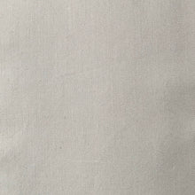 Charger l&#39;image dans la galerie, Housse de coussin en bambou et coton égyptien - Gris sable | Sous la couette
